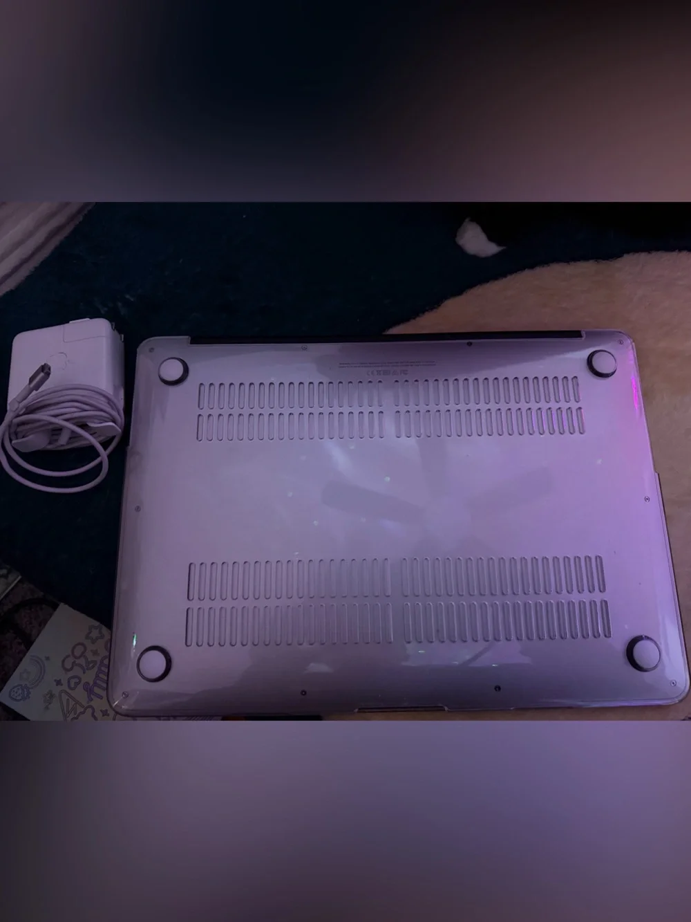Silver restored Apple macbook air 2017 13”